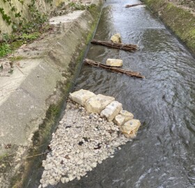 Dodham Brook restoration features are being made, creating a functioning ‘blue corridor’ which allows wildlife to move freely between areas.