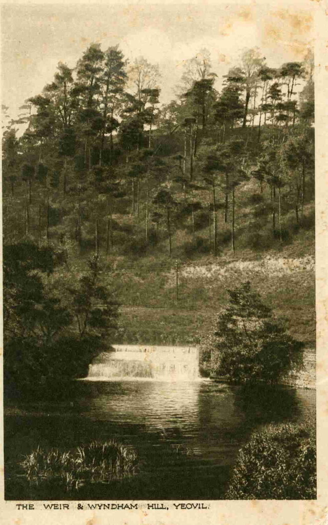 Black & white photo of the weir at Wyndham Hill, Yeovil